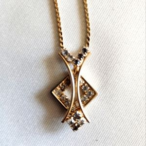 Tanzanite and crystal